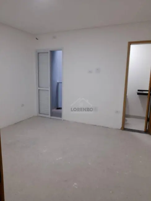 Sobrado com 2 quartos à venda, 120m2 em Utinga, Santo Andre - SP - imagem 4 Foto 4 de Sobrado com 2 quartos à venda, 120m2 em Utinga, Santo Andre - SP