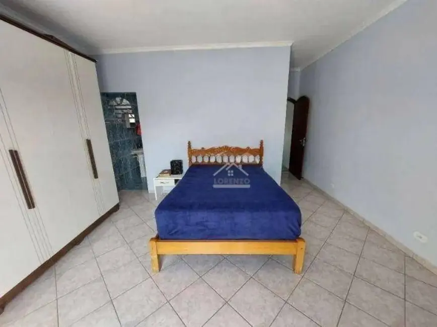 Foto 9 de Sobrado com 3 quartos à venda, 188m2 em Vila Scarpelli, Santo Andre - SP