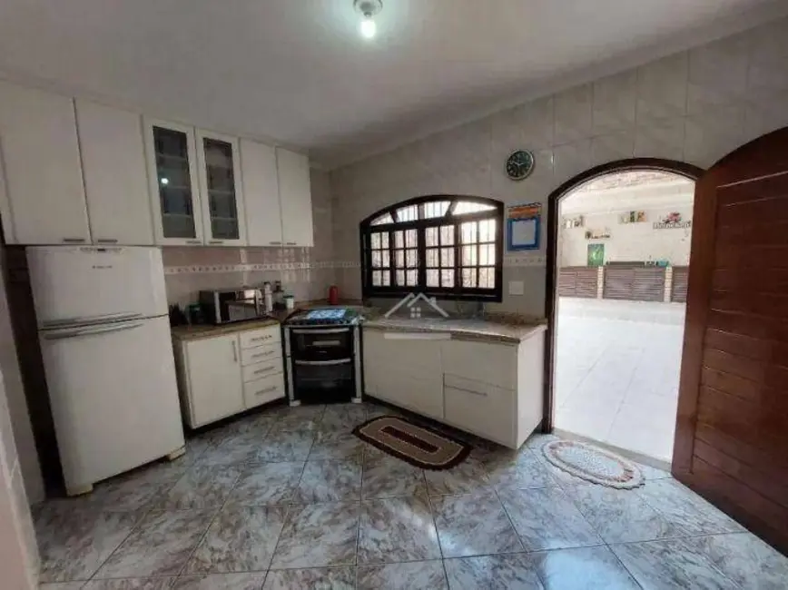 Foto 6 de Sobrado com 3 quartos à venda, 188m2 em Vila Scarpelli, Santo Andre - SP