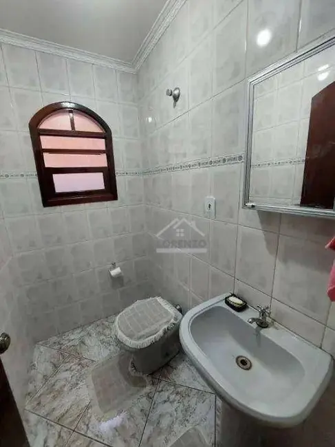 Foto 8 de Sobrado com 3 quartos à venda, 188m2 em Vila Scarpelli, Santo Andre - SP