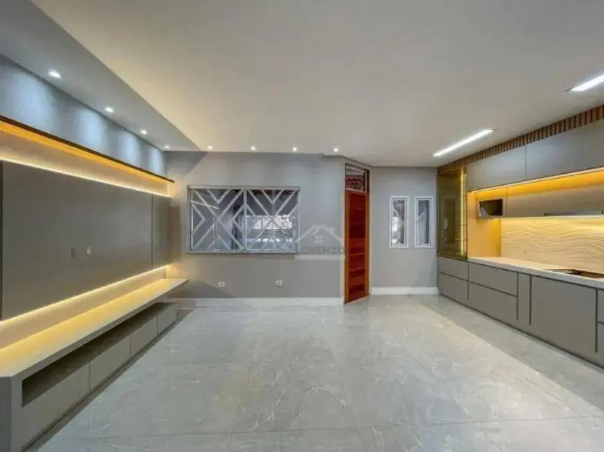 Foto 3 de Casa com 3 quartos à venda, 205m2 em Vila Eldízia, Santo Andre - SP