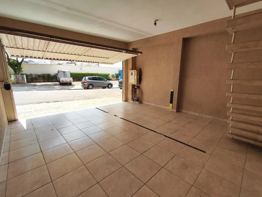 Foto 2 de Sobrado com 3 quartos à venda, 203m2 em Campestre, Santo Andre - SP