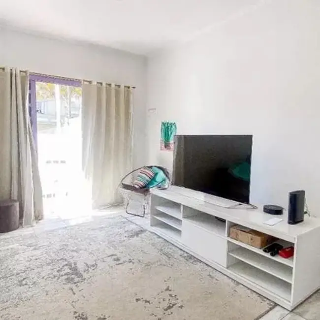 Foto 2 de Sobrado com 3 quartos à venda, 246m2 em Vila Eldízia, Santo Andre - SP