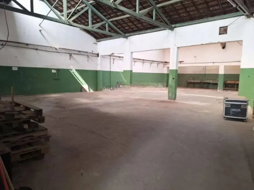 Foto 2 de Armazém / Galpão à venda, 800m2 em Campestre, Santo Andre - SP