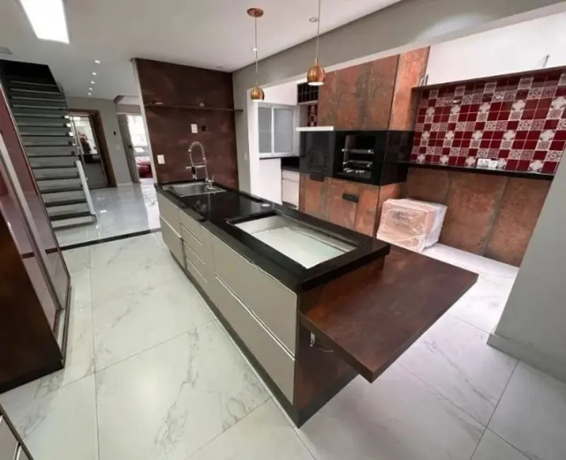 Foto 1 de Sobrado com 3 quartos à venda, 125m2 em Campestre, Santo Andre - SP