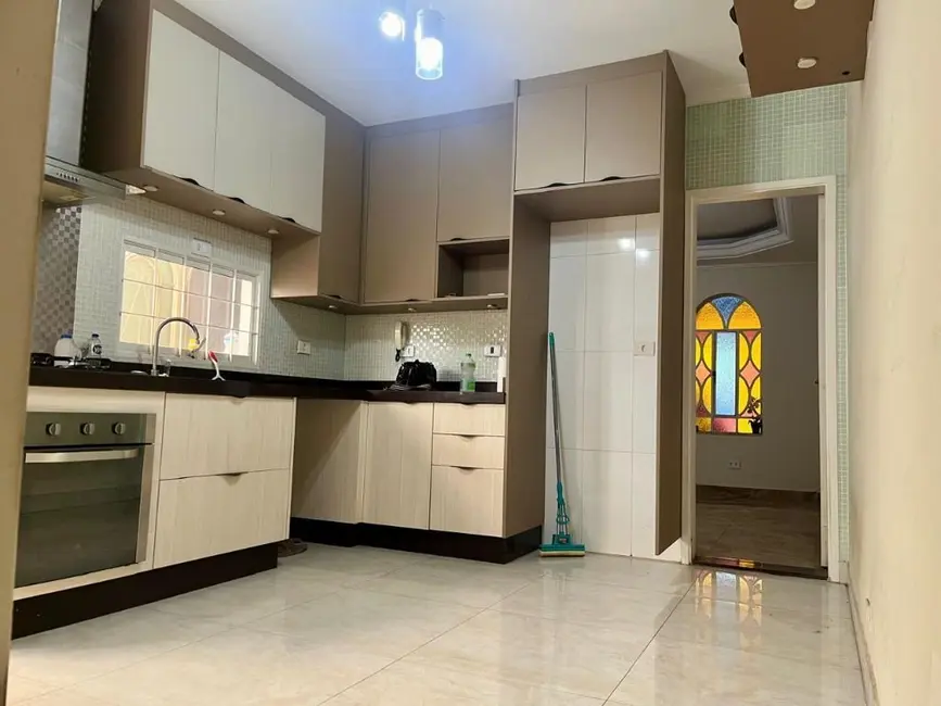 Foto 8 de Casa com 2 quartos à venda, 125m2 em Vila Scarpelli, Santo Andre - SP