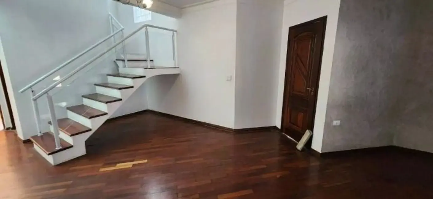 Foto 2 de Sobrado com 3 quartos à venda, 220m2 em Jardim Haydee, Maua - SP