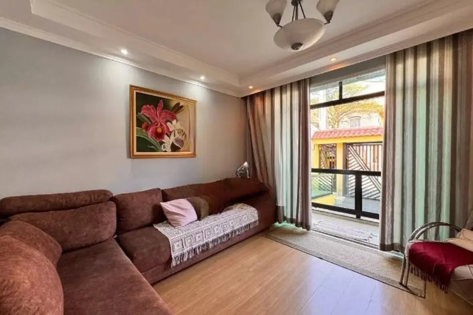 Sobrado com 3 quartos à venda, 238m2 em Vila Scarpelli, Santo Andre - SP - imagem 3 Foto 3 de Sobrado com 3 quartos à venda, 238m2 em Vila Scarpelli, Santo Andre - SP