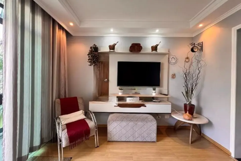 Sobrado com 3 quartos à venda, 238m2 em Vila Scarpelli, Santo Andre - SP - imagem 7 Foto 7 de Sobrado com 3 quartos à venda, 238m2 em Vila Scarpelli, Santo Andre - SP