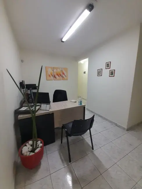 Foto 6 de Sobrado com 8 quartos à venda, 180m2 em Baeta Neves, Sao Bernardo Do Campo - SP