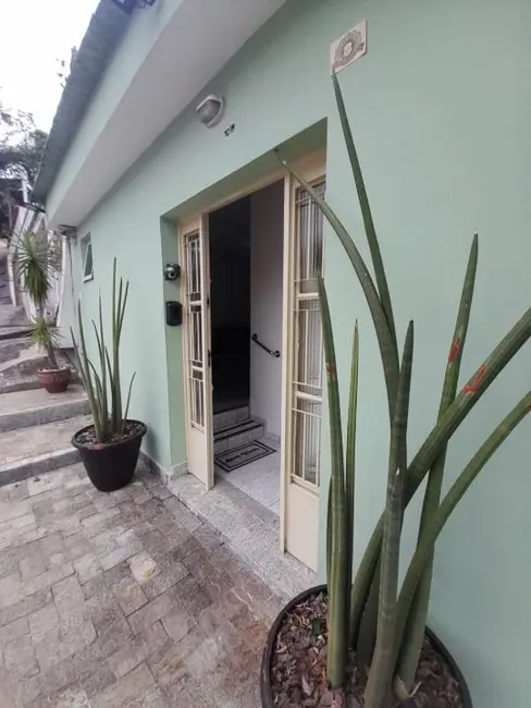 Foto 4 de Sobrado com 8 quartos à venda, 180m2 em Baeta Neves, Sao Bernardo Do Campo - SP