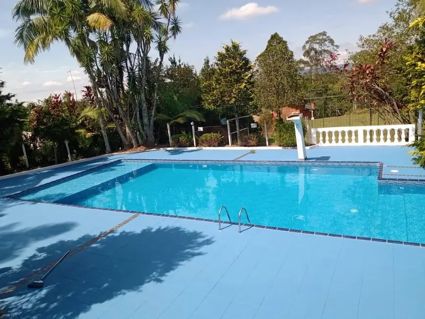 Sobrado com 4 quartos à venda e para alugar, 1000m2 em Ipelândia, Suzano - SP - imagem 5 Foto 5 de Sobrado com 4 quartos à venda e para alugar, 1000m2 em Ipelândia, Suzano - SP