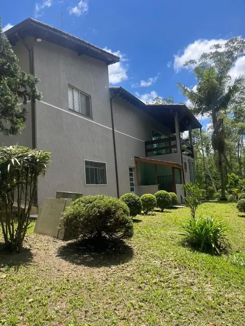Sobrado com 4 quartos à venda e para alugar, 1000m2 em Ipelândia, Suzano - SP - imagem 3 Foto 3 de Sobrado com 4 quartos à venda e para alugar, 1000m2 em Ipelândia, Suzano - SP