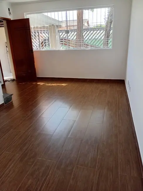 Sobrado com 3 quartos à venda, 147m2 em Vila Homero Thon, Santo Andre - SP - imagem 2 Foto 2 de Sobrado com 3 quartos à venda, 147m2 em Vila Homero Thon, Santo Andre - SP