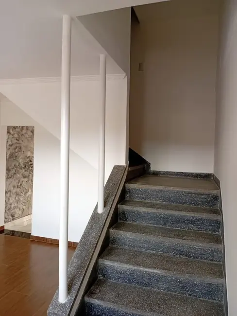 Sobrado com 3 quartos à venda, 147m2 em Vila Homero Thon, Santo Andre - SP - imagem 3 Foto 3 de Sobrado com 3 quartos à venda, 147m2 em Vila Homero Thon, Santo Andre - SP