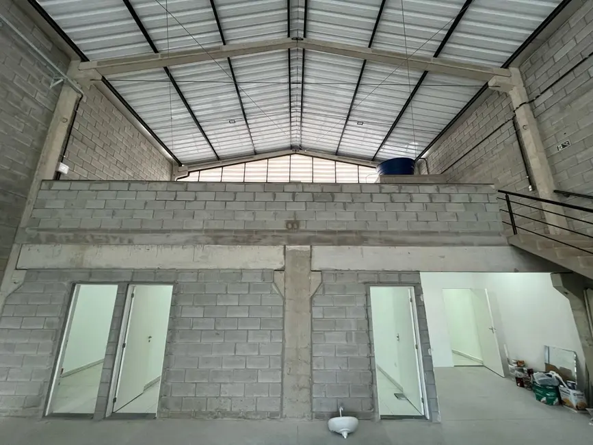 Foto 4 de Armazém / Galpão para alugar, 320m2 em Vila Carlina, Maua - SP