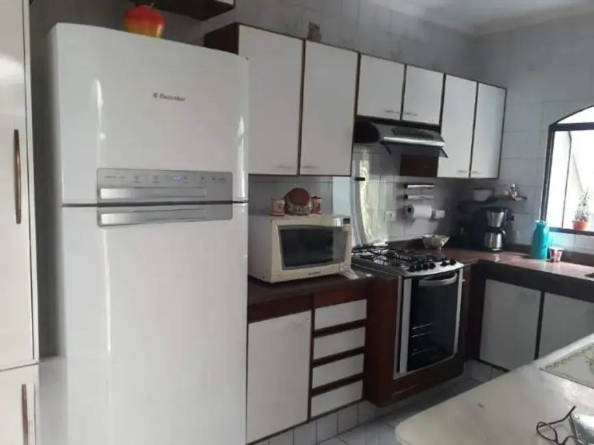 Casa com 3 quartos à venda, 162m2 em Vila Scarpelli, Santo Andre - SP - imagem 6 Foto 6 de Casa com 3 quartos à venda, 162m2 em Vila Scarpelli, Santo Andre - SP