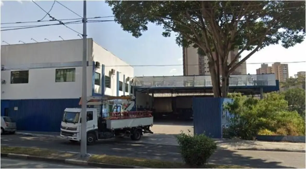 Foto 2 de Armazém / Galpão à venda e para alugar, 2200m2 em Bangú, Santo Andre - SP