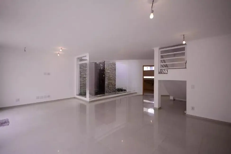 Sobrado com 3 quartos à venda, 240m2 em Vila Gumercindo, São Paulo - SP - imagem 7 Foto 7 de Sobrado com 3 quartos à venda, 240m2 em Vila Gumercindo, São Paulo - SP