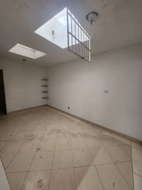 Foto 7 de Sala Comercial à venda e para alugar, 350m2 em Parque das Américas, Maua - SP