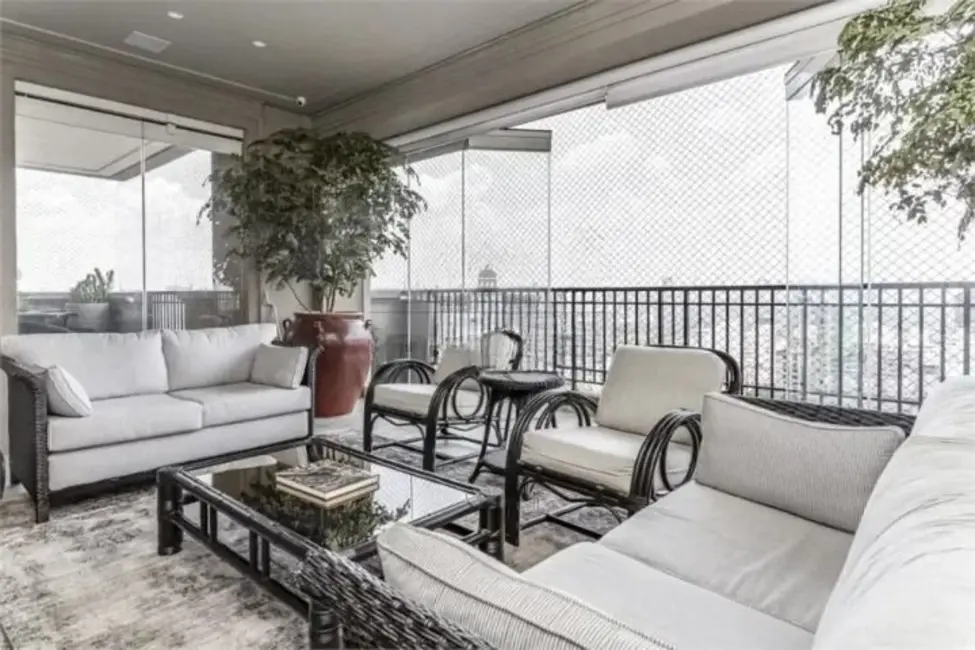 Apartamento com 3 quartos à venda e para alugar, 405m2 em Jardim Europa, São Paulo - SP - imagem 8 Foto 8 de Apartamento com 3 quartos à venda e para alugar, 405m2 em Jardim Europa, São Paulo - SP