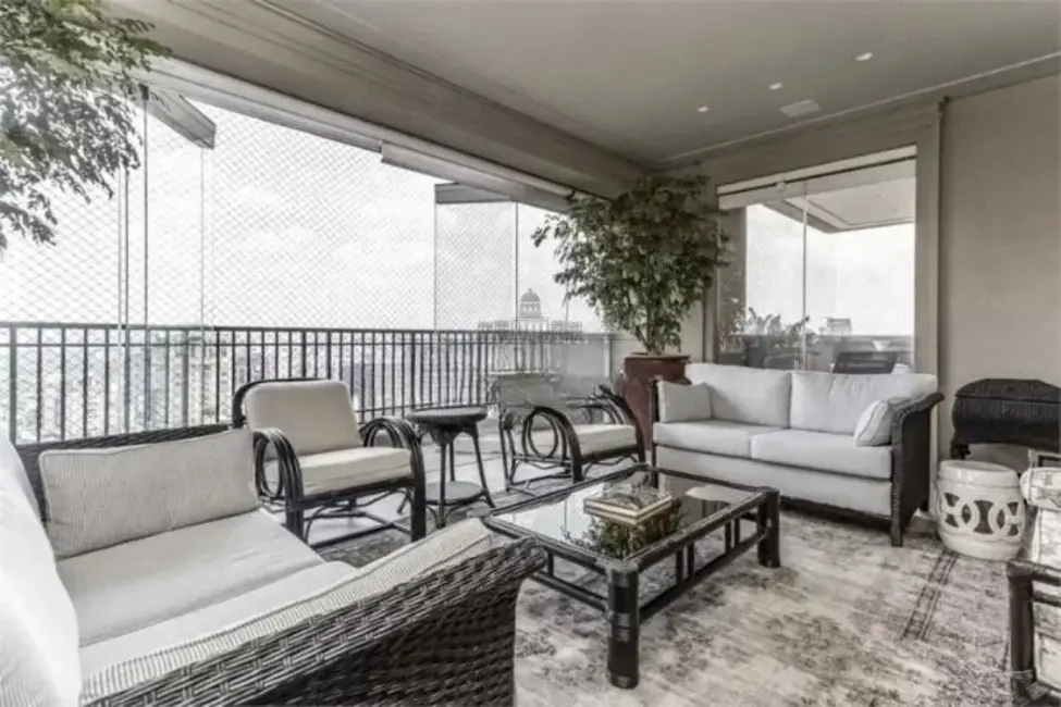 Apartamento com 3 quartos à venda e para alugar, 405m2 em Jardim Europa, São Paulo - SP - imagem 9 Foto 9 de Apartamento com 3 quartos à venda e para alugar, 405m2 em Jardim Europa, São Paulo - SP
