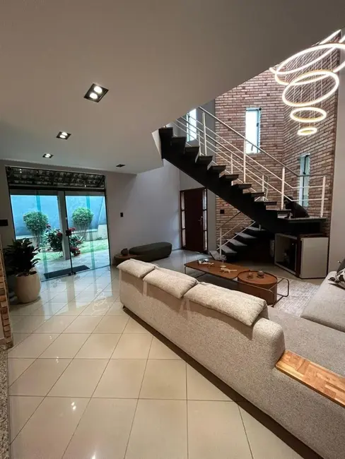 Foto 4 de Sobrado com 3 quartos à venda, 264m2 em Jordanópolis, Sao Bernardo Do Campo - SP