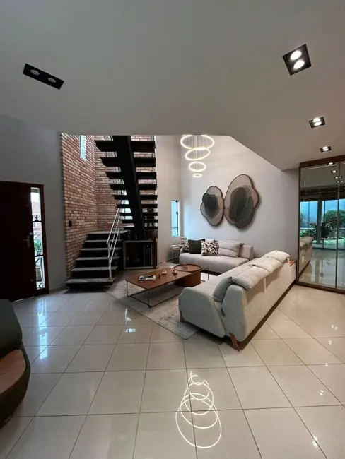 Foto 2 de Sobrado com 3 quartos à venda, 264m2 em Jordanópolis, Sao Bernardo Do Campo - SP