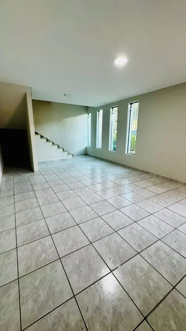 Sobrado com 2 quartos à venda, 166m2 em Bangú, Santo Andre - SP - imagem 4 Foto 4 de Sobrado com 2 quartos à venda, 166m2 em Bangú, Santo Andre - SP