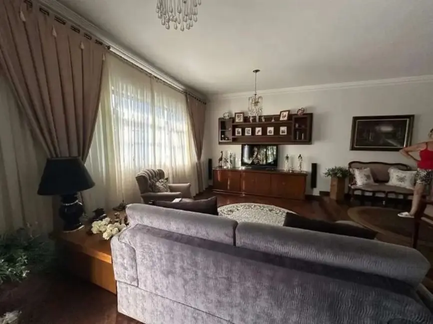 Foto 3 de Sobrado com 3 quartos à venda, 300m2 em Parque dos Pássaros, Sao Bernardo Do Campo - SP