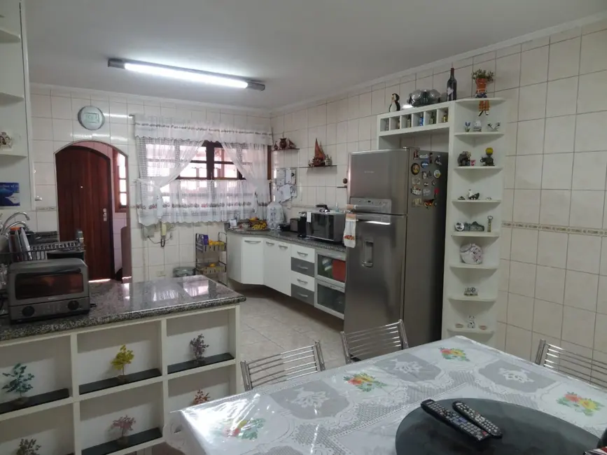 Foto 6 de Sobrado com 3 quartos à venda, 127m2 em Vila Helena, Santo Andre - SP