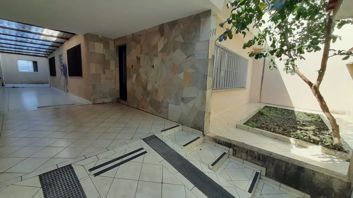 Casa com 3 quartos à venda, 250m2 em Vila Floresta, Santo Andre - SP - imagem 1 Foto 1 de Casa com 3 quartos à venda, 250m2 em Vila Floresta, Santo Andre - SP