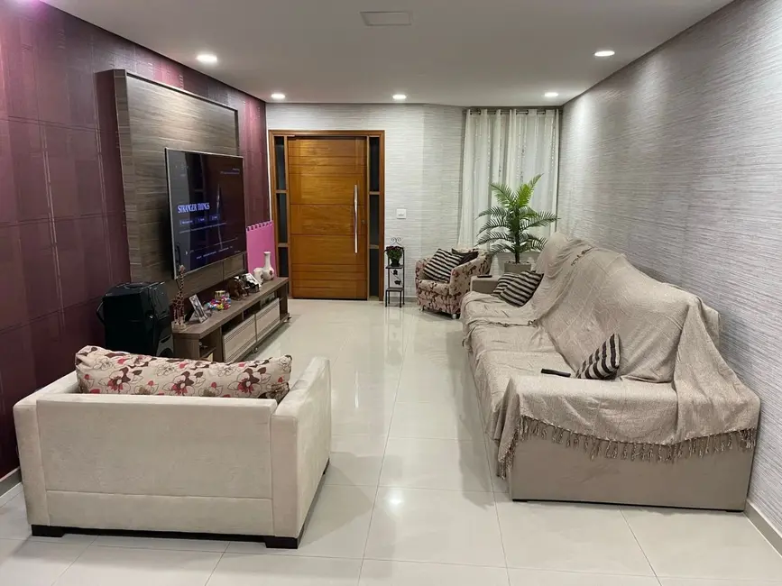 Sobrado com 3 quartos à venda, 250m2 em Vila Assunção, Santo Andre - SP - imagem 2 Foto 2 de Sobrado com 3 quartos à venda, 250m2 em Vila Assunção, Santo Andre - SP