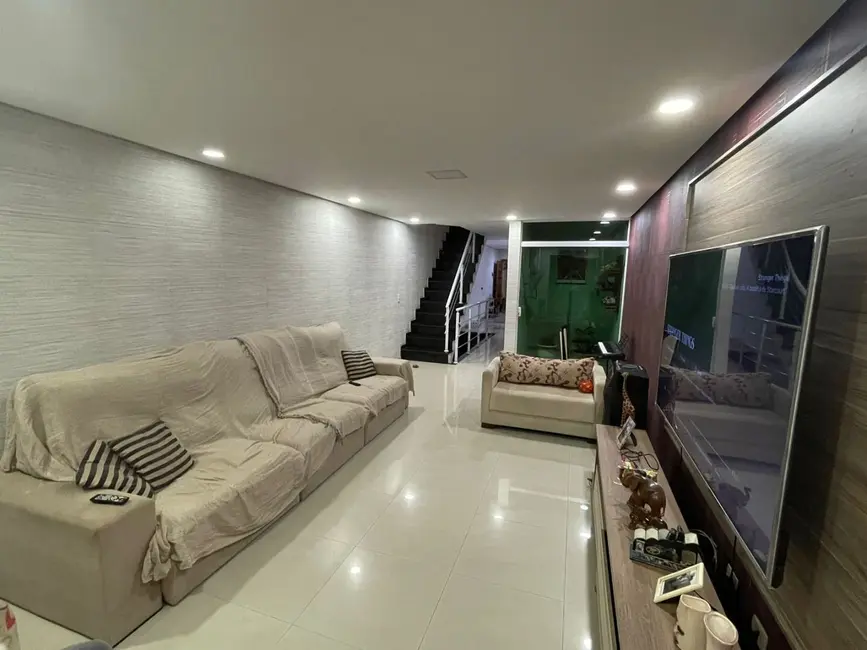 Sobrado com 3 quartos à venda, 250m2 em Vila Assunção, Santo Andre - SP - imagem 1 Foto 1 de Sobrado com 3 quartos à venda, 250m2 em Vila Assunção, Santo Andre - SP