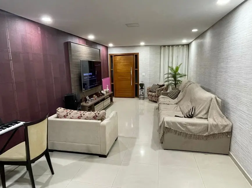 Sobrado com 3 quartos à venda, 250m2 em Vila Assunção, Santo Andre - SP - imagem 4 Foto 4 de Sobrado com 3 quartos à venda, 250m2 em Vila Assunção, Santo Andre - SP