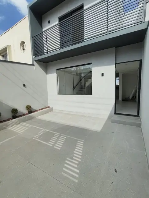 Foto 1 de Sobrado com 2 quartos à venda, 85m2 em Vila Scarpelli, Santo Andre - SP