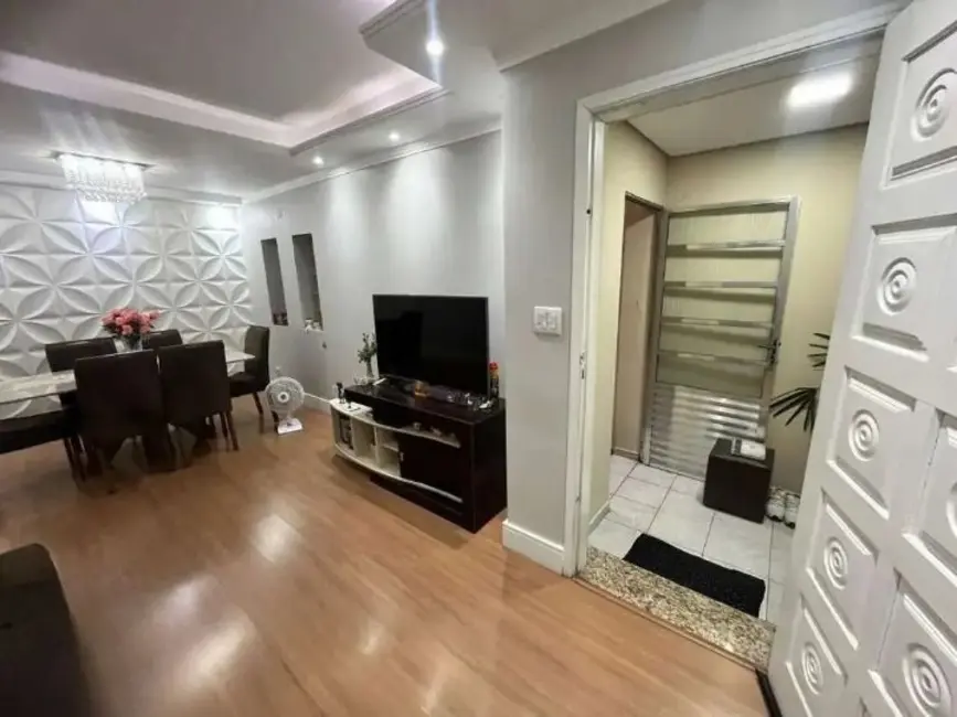 Foto 4 de Sobrado com 3 quartos à venda, 197m2 em Vila Scarpelli, Santo Andre - SP