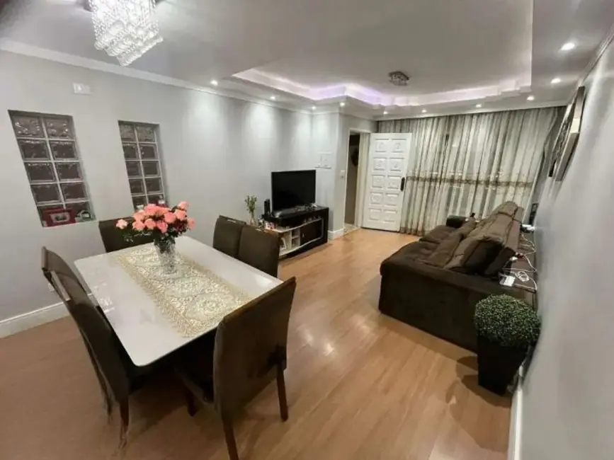 Foto 5 de Sobrado com 3 quartos à venda, 197m2 em Vila Scarpelli, Santo Andre - SP