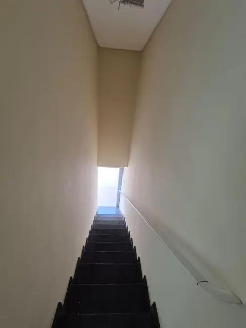 Foto 8 de Sobrado com 3 quartos à venda, 200m2 em Jardim Guapituba, Maua - SP