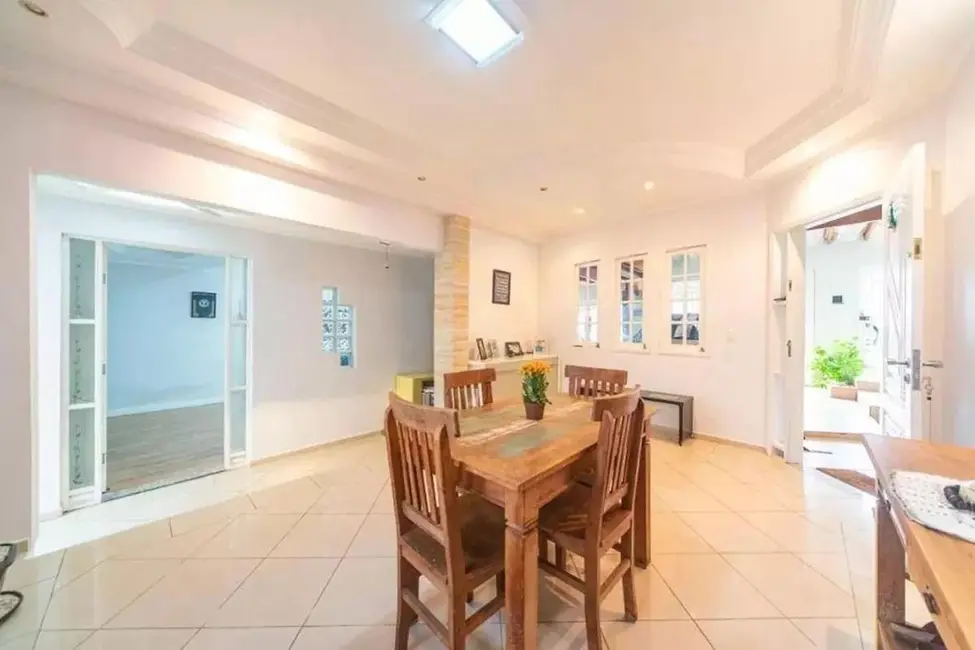 Foto 4 de Sobrado com 3 quartos à venda, 200m2 em Vila Scarpelli, Santo Andre - SP