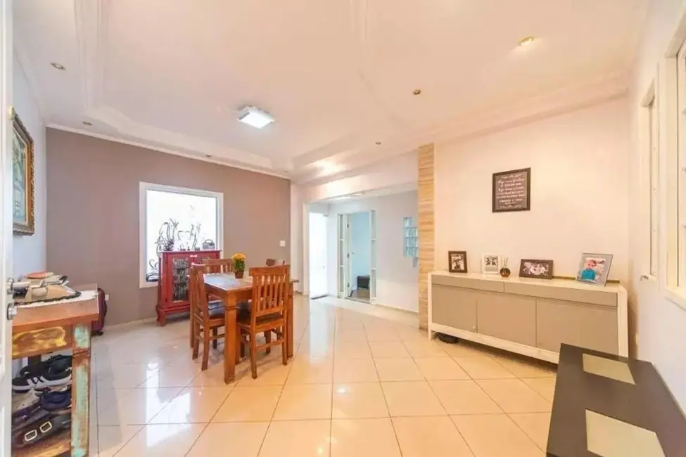 Foto 3 de Sobrado com 3 quartos à venda, 200m2 em Vila Scarpelli, Santo Andre - SP