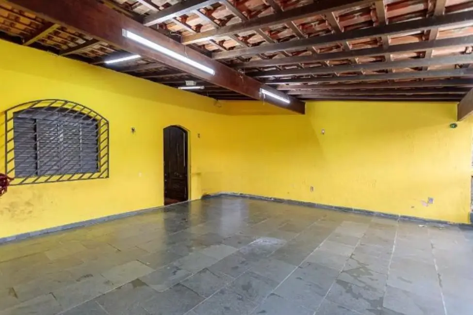 Foto 3 de Sobrado com 5 quartos à venda, 320m2 em Jardim das Maravilhas, Santo Andre - SP