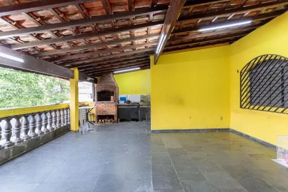 Foto 2 de Sobrado com 5 quartos à venda, 320m2 em Jardim das Maravilhas, Santo Andre - SP