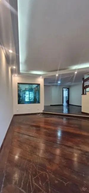 Foto 4 de Sobrado com 4 quartos à venda, 300m2 em Parque dos Pássaros, Sao Bernardo Do Campo - SP