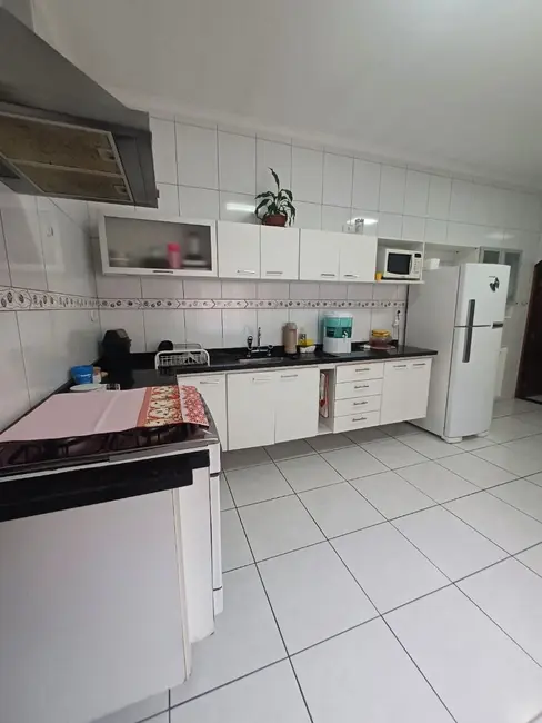 Foto 4 de Sobrado com 3 quartos à venda, 150m2 em Vila Scarpelli, Santo Andre - SP