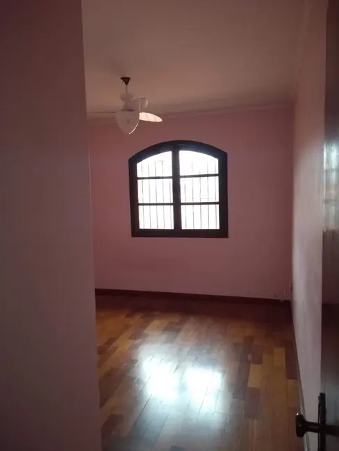 Foto 4 de Sobrado com 3 quartos à venda, 150m2 em Vila Scarpelli, Santo Andre - SP