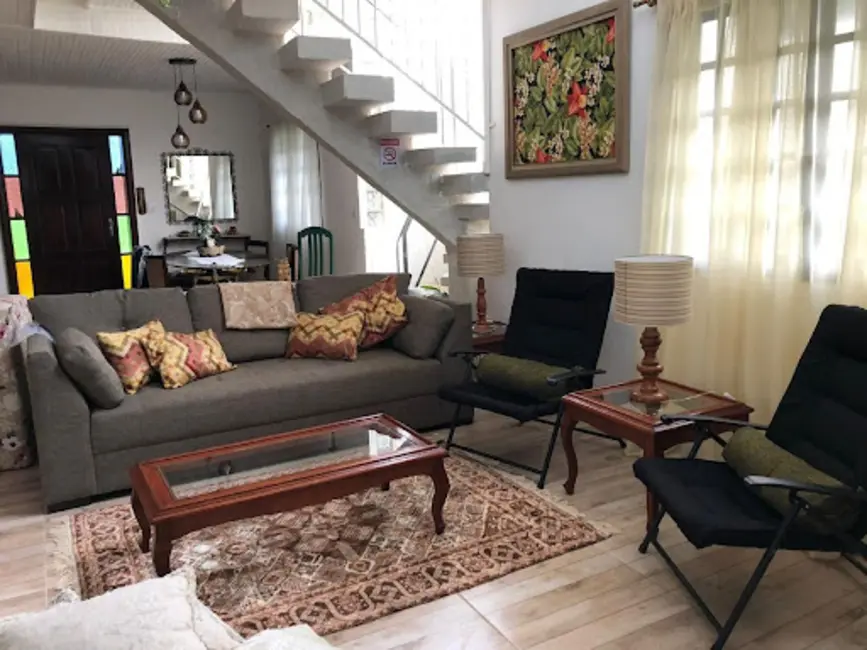 Sobrado com 3 quartos à venda, 890m2 em Condomínio Residencial Shamballa I, Atibaia - SP - imagem 3 Foto 3 de Sobrado com 3 quartos à venda, 890m2 em Condomínio Residencial Shamballa I, Atibaia - SP