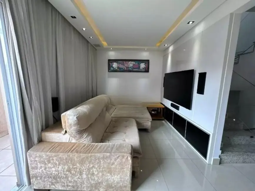 Sobrado com 3 quartos à venda, 160m2 em Vila Assunção, Santo Andre - SP - imagem 4 Foto 4 de Sobrado com 3 quartos à venda, 160m2 em Vila Assunção, Santo Andre - SP
