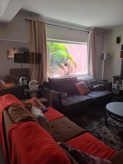 Foto 4 de Sobrado com 4 quartos à venda, 280m2 em Campestre, Santo Andre - SP