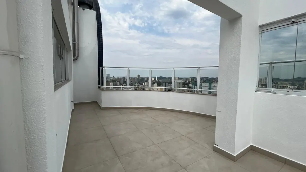 Cobertura com 3 quartos para alugar, 255m2 em Vila Scarpelli, Santo Andre - SP - imagem 5 Foto 5 de Cobertura com 3 quartos para alugar, 255m2 em Vila Scarpelli, Santo Andre - SP